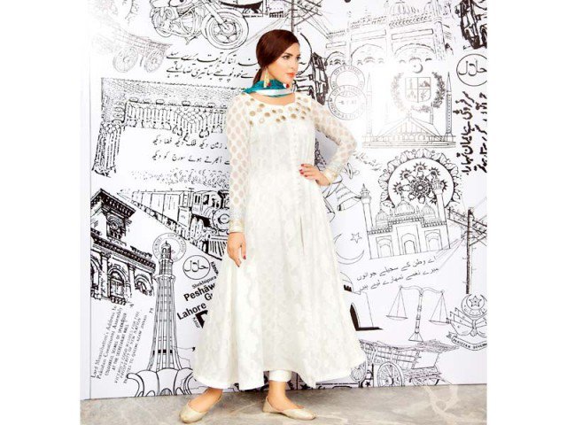 Green Bleed...... ish, I titled this article, because here few images will describe green color, in past days, August 14 of 2015, Pakistan, and Pakistani Nation as well as celebrated 68th independence. On the special event of independence day Zainab Chottani displayed latest collection, so now its upon you to celebrate 68th liberty day with Green Bleed. Photgraphs by Rohail Khalid. Green Bleed...... ish, I titled this article, because here few images will describe green color, in past days, August 14 of 2015, Pakistan, and Pakistani Nation as well as celebrated 68th independence. On the special event of independence day Zainab Chottani displayed latest collection, so now its upon you to celebrate 68th liberty day with Green Bleed. Photgraphs by Rohail Khalid.