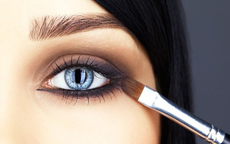 Very Attractive Eye Make Up Styles & Ideas